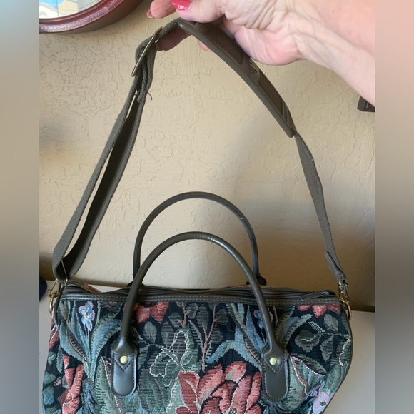 Vintage Jordache Floral Tapestry Weekender Bag - Picture 6 of 9